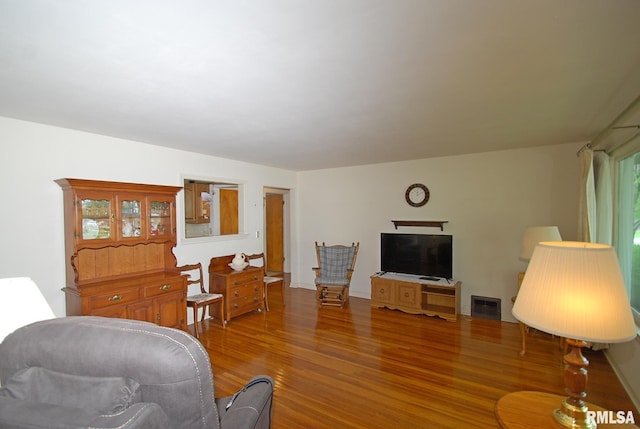 4 Alexander Ln, Bartonville, IL 61607 - living room with wood finished floors