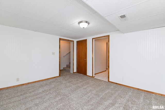 113 Highview Ter, East Peoria, IL 61611 - unfurnished bedroom featuring carpet floors and a paneled ceiling