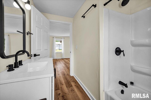 111 N Church St, Roanoke, IL 61561 - photo 11