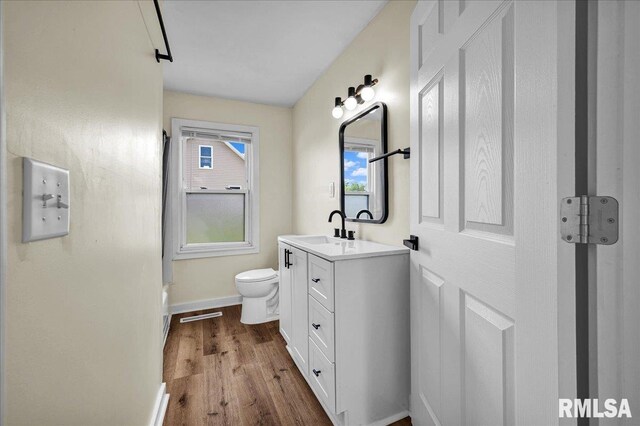 111 N Church St, Roanoke, IL 61561 - photo 10