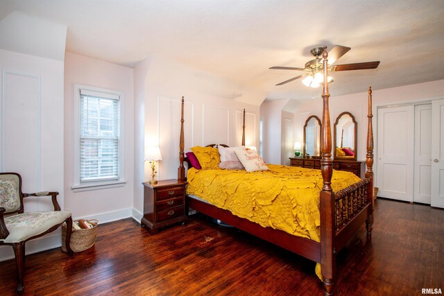 3316 N Biltmore Ave, Peoria, IL 61604 - bedroom with dark wood-style flooring and ceiling fan