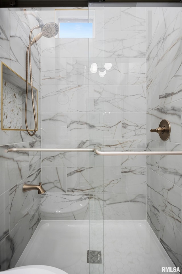 1431 E Rouse Ave, Peoria, IL 61614 - bathroom with a shower stall and toilet