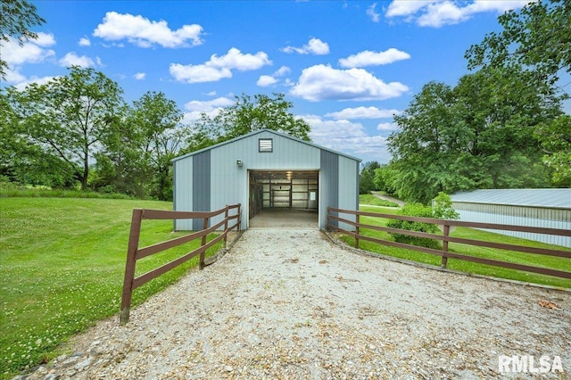 1522 N Stone School Rd, Elmwood, IL 61529 - view of pole building featuring gravel driveway