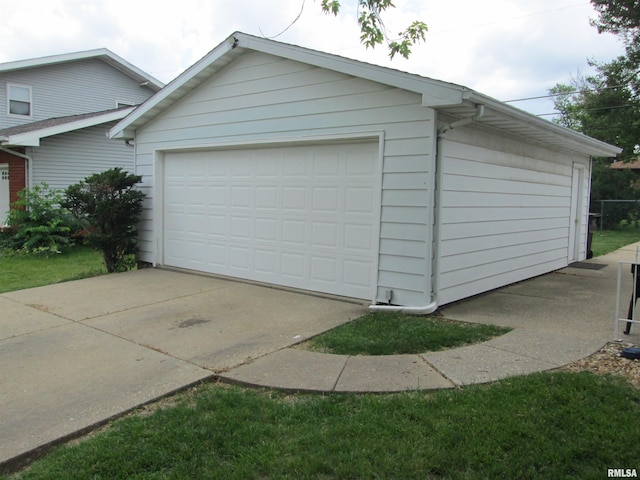 2010 W Westbrook Dr, Peoria, IL 61614 - view of detached garage