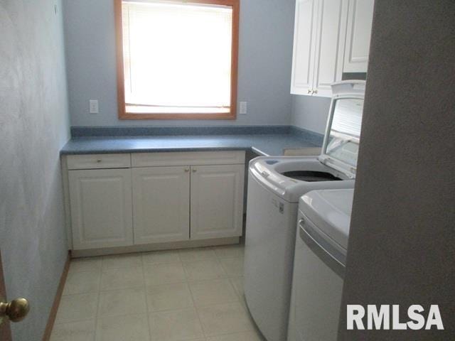 3708 Bloomington Rd, East Peoria, IL 61611 - washroom featuring independent washer and dryer and cabinet space