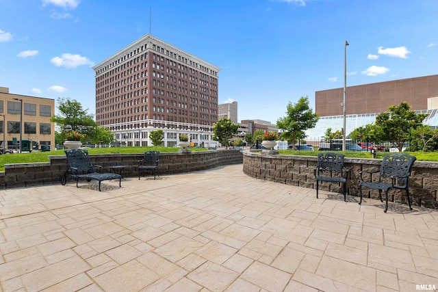 123 SW Jefferson St Unit E10C, Peoria, IL 61602 - view of patio / terrace