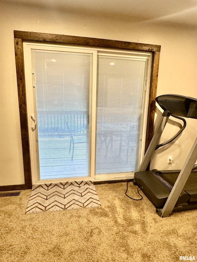 442 W Oak St, Smithfield, IL 61477 - doorway featuring carpet floors