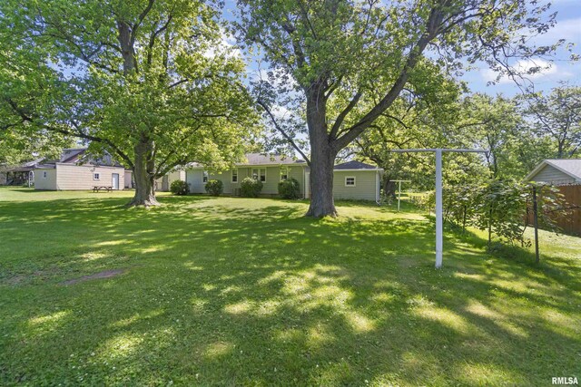 505 S Davenport St, Metamora, IL 61548 - photo 42