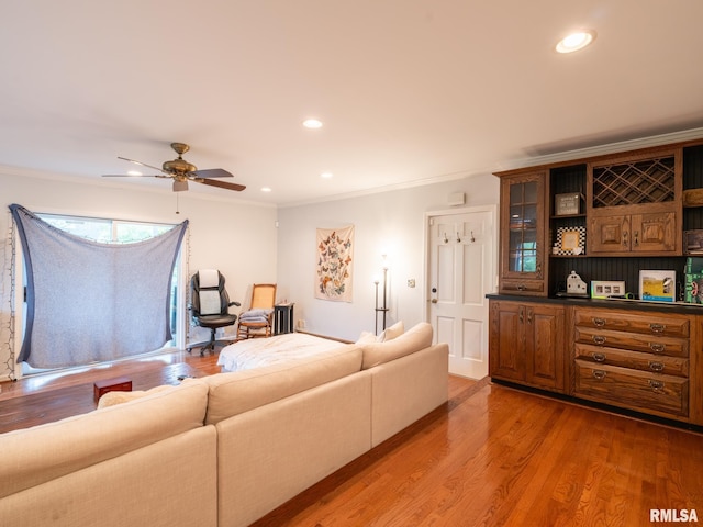 2705 N Victoria Ave, Peoria, IL 61604 - living room featuring ornamental molding, light wood finished floors, recessed lighting, and ceiling fan
