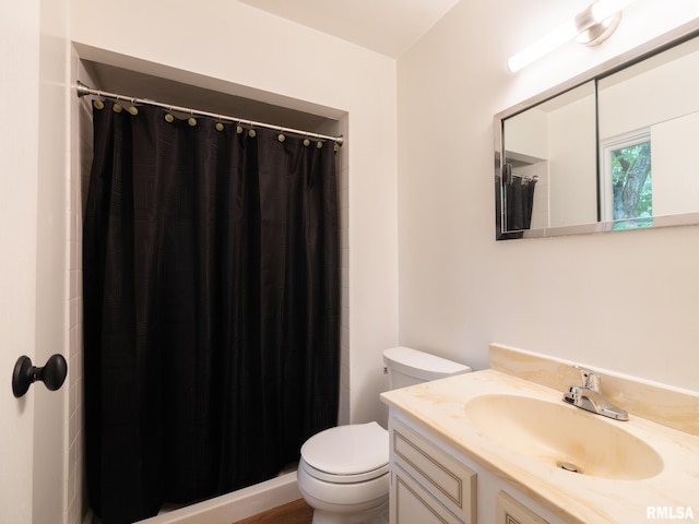743 W Wonderview Dr, Dunlap, IL 61525 - full bath featuring vanity and a shower with curtain