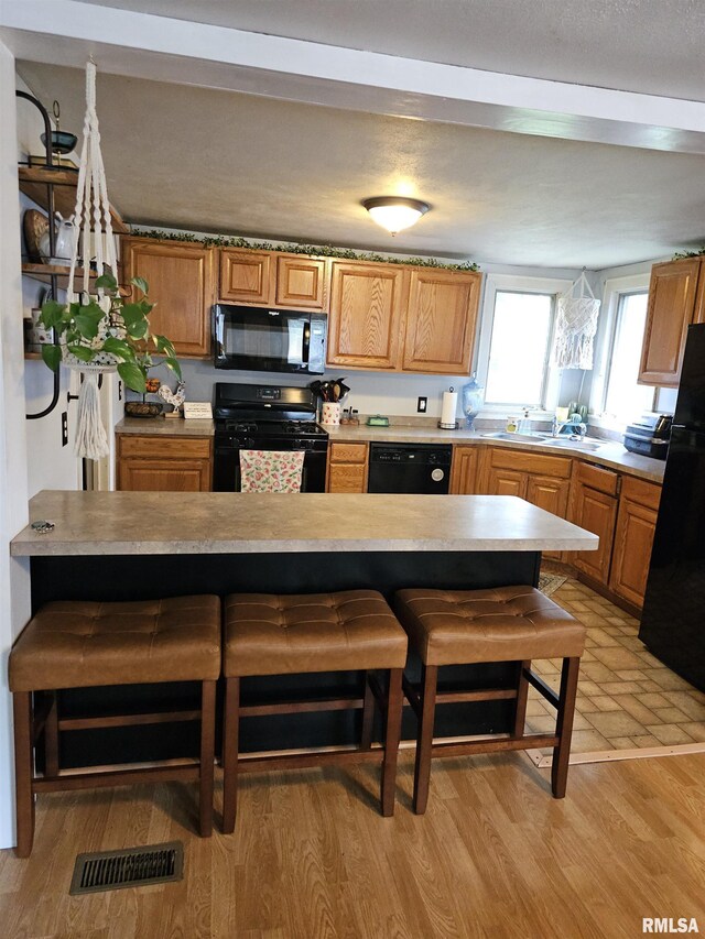 75 W 5th St, El Paso, IL 61738