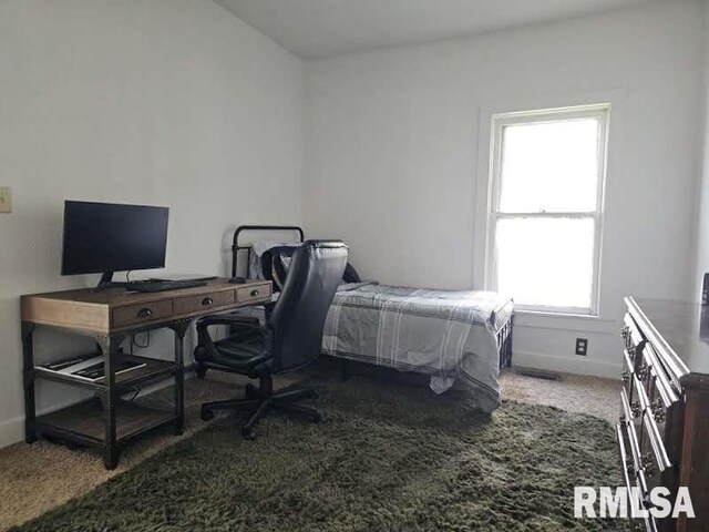 75 W 5th St, El Paso, IL 61738