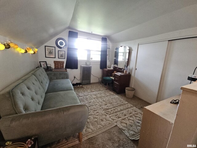 75 W 5th St, El Paso, IL 61738