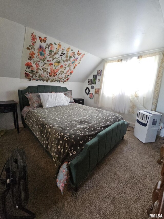 75 W 5th St, El Paso, IL 61738