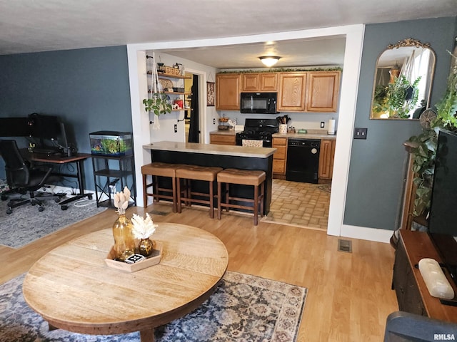 75 W 5th St, El Paso, IL 61738