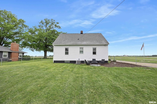 1900 S Airport Rd, Peoria, IL 61607 - back of house with a shingled roof
