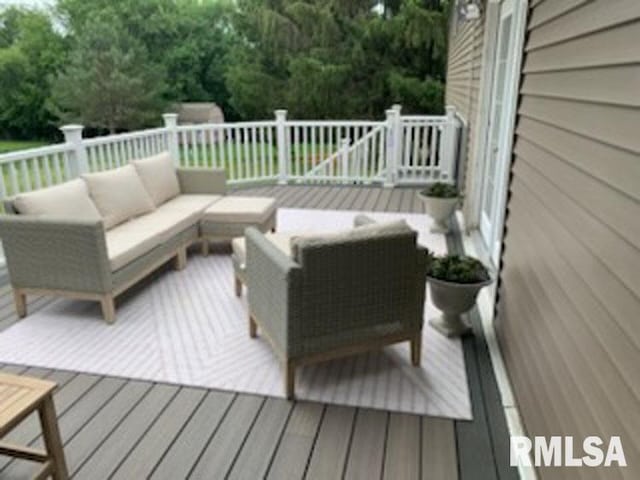 8109 N Blackbridge Rd, Edwards, IL 61528 - wooden terrace with an outdoor living space