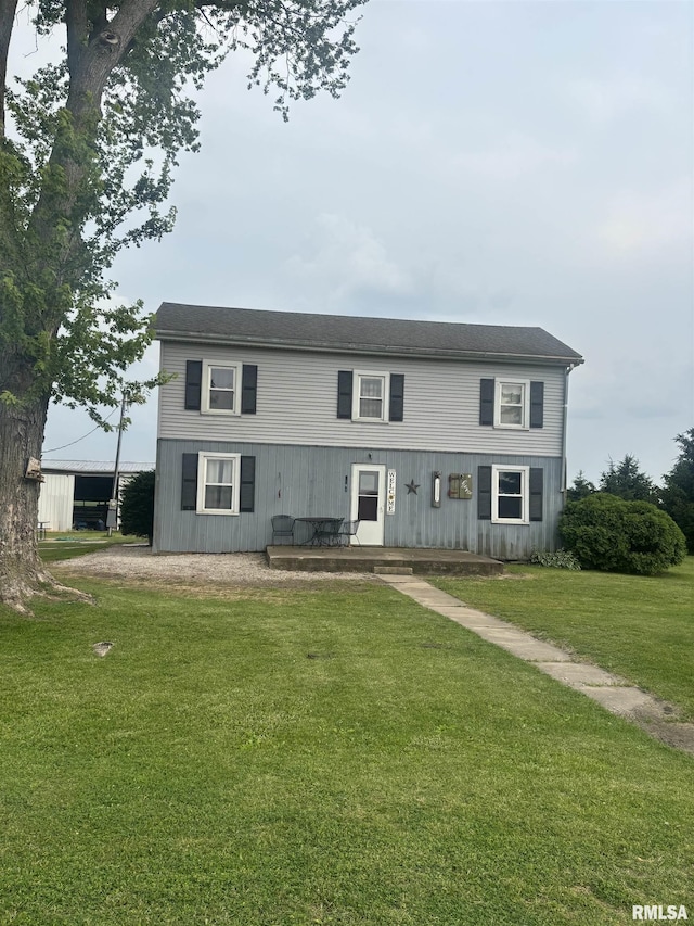 1549 County Road 400 N, Lacon, IL 61540 - view of front of home featuring a front lawn