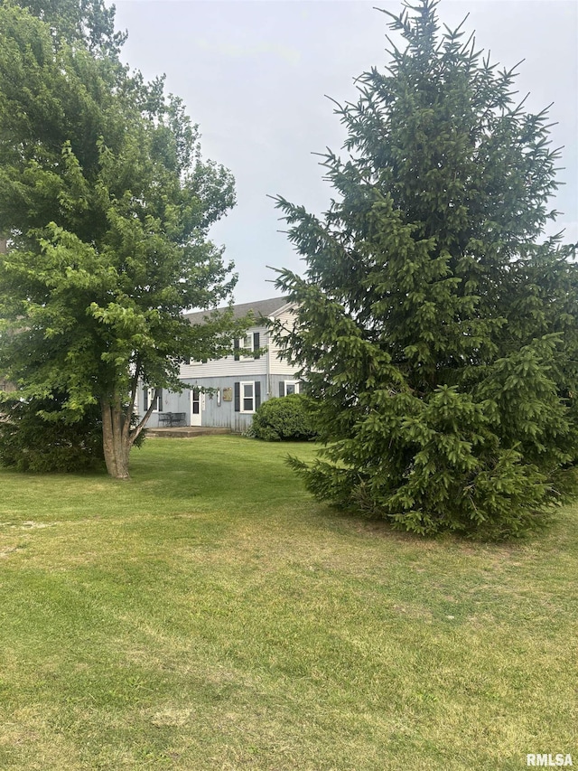 1549 County Road 400 N, Lacon, IL 61540 - view of grassy yard