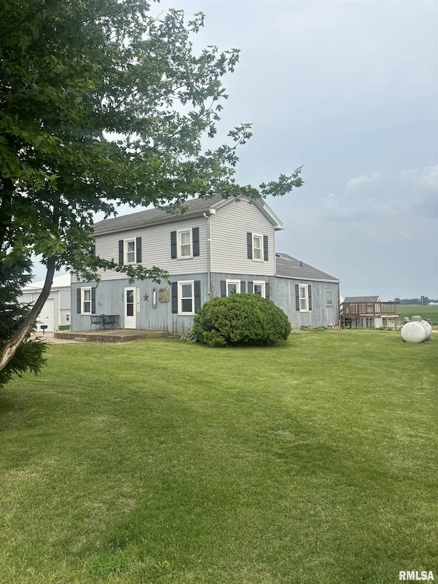 1549 County Road 400 N, Lacon, IL 61540 - rear view of house with a yard