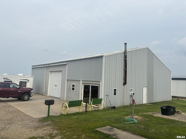 1549 County Road 400 N, Lacon, IL 61540 - view of pole building with a yard