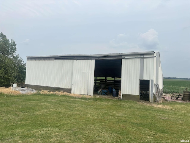 1549 County Road 400 N, Lacon, IL 61540 - view of pole building with a yard