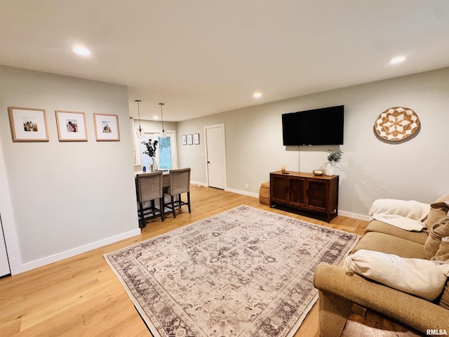 702 S Pearl St, Macomb, IL 61455 - living area featuring recessed lighting and light wood finished floors