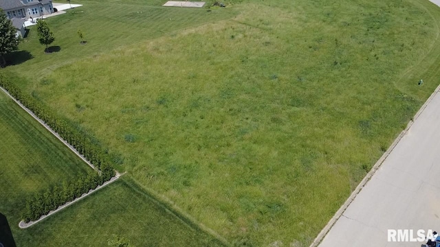 127 Apache Way, Groveland, IL 61535