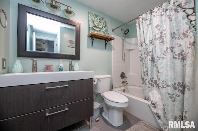 1200 Highview Rd, East Peoria, IL 61611 - bathroom featuring shower / bath combo with shower curtain, vanity, and tile patterned flooring