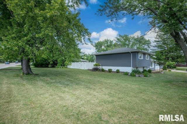 1200 Highview Rd, East Peoria, IL 61611 - view of yard
