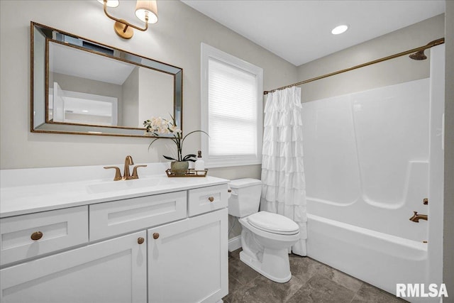 12804 W Dell Rd, Princeville, IL 61559 - bathroom featuring vanity and shower / tub combo with curtain