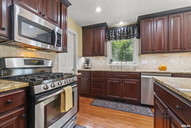 704 Holland Rd, Germantown Hills, IL 61548 - photo 22