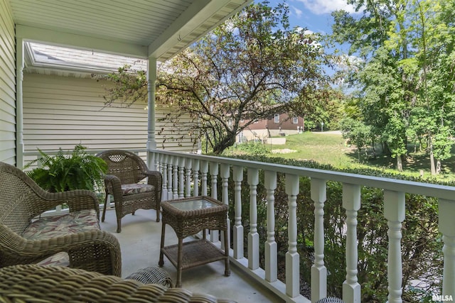 704 Holland Rd, Germantown Hills, IL 61548 - photo 8