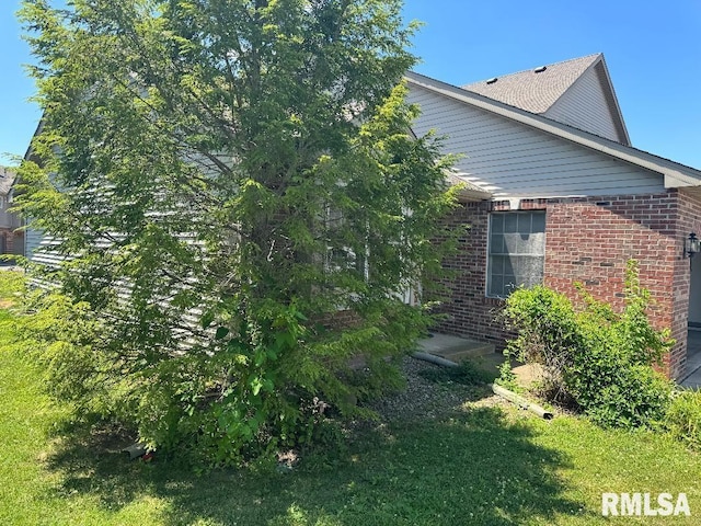 4618 N Weaverridge Blvd, Peoria, IL 61615 - photo 2
