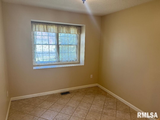 4618 N Weaverridge Blvd, Peoria, IL 61615 - photo 26