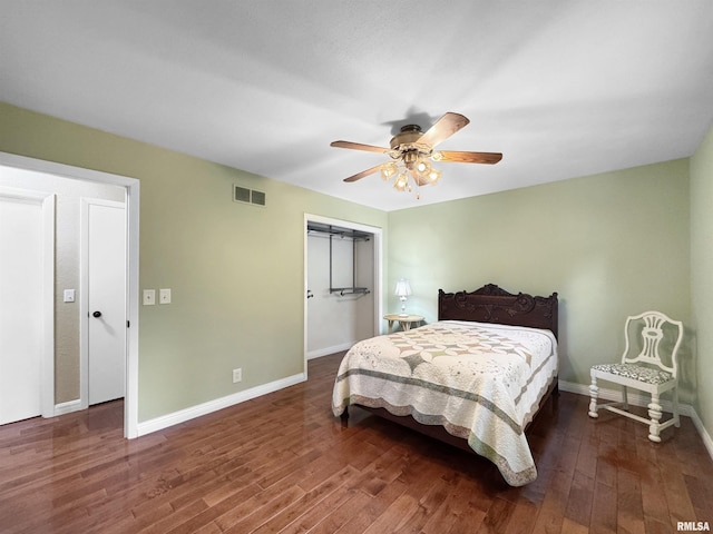490 Oak Point Rd, Metamora, IL 61548 - bedroom with wood finished floors and a ceiling fan