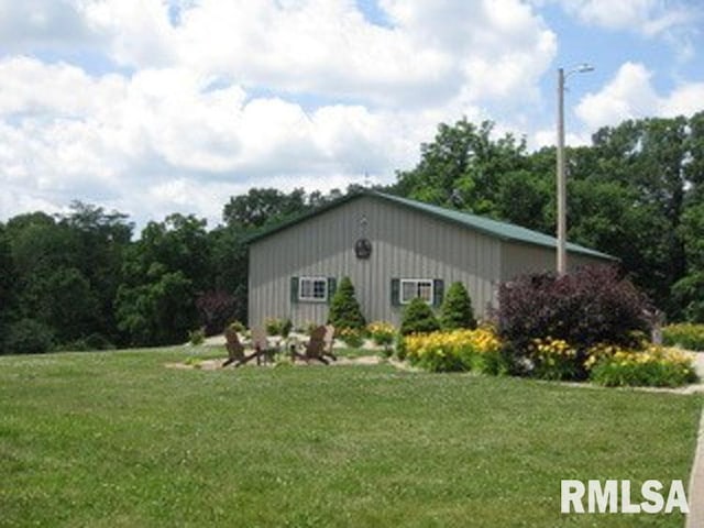 17215 N Mangold Rd, Edelstein, IL 61526 - view of outbuilding