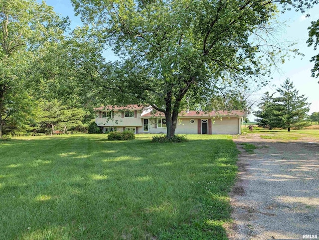 6646 Mason Rd, Manito, IL 61546 - tri-level home featuring driveway and a front lawn