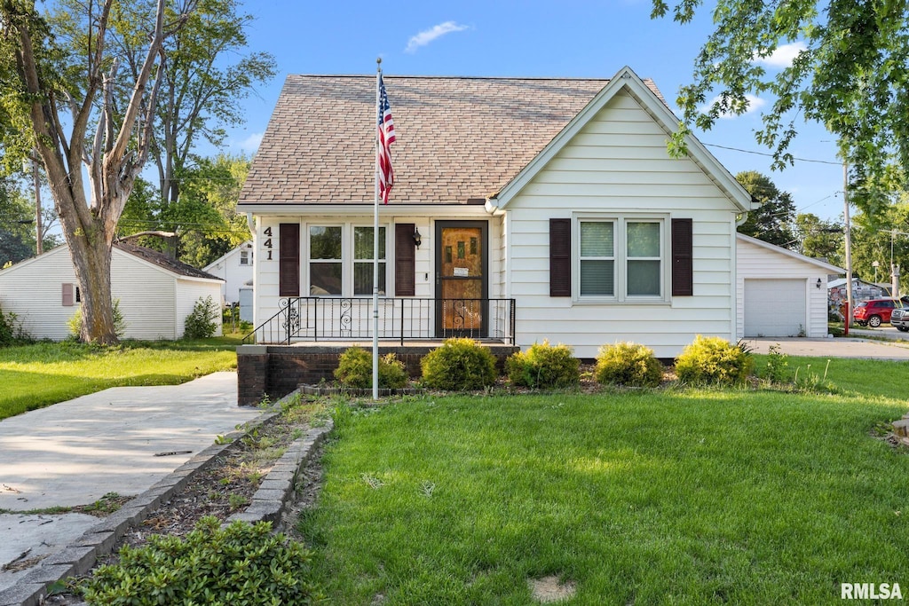 441 Velde St, Creve Coeur, IL 61610 - photo 1