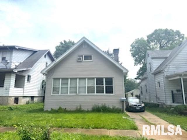 2324 W Atlantic Ave, Peoria, IL 61603 - photo 1