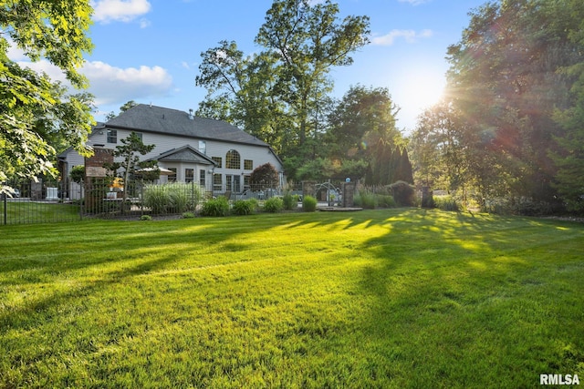 88 Waldheim Rd, Morton, IL 61550 - view of yard