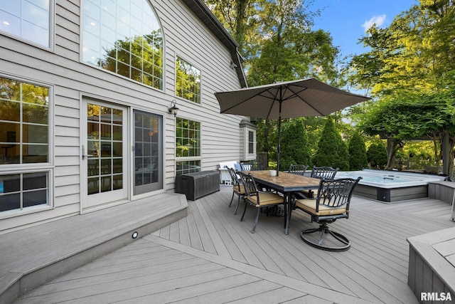 88 Waldheim Rd, Morton, IL 61550 - deck with outdoor dining area