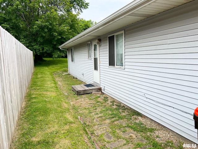 913 W Shenandoah Dr Unit 2, Peoria, IL 61614 - view of yard
