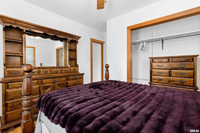 1603 Willow St, Pekin, IL 61554 - bedroom featuring a ceiling fan