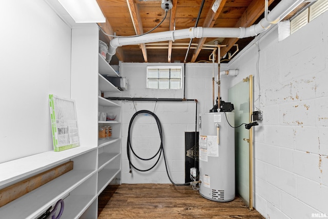 1603 Willow St, Pekin, IL 61554 - utility room featuring gas water heater