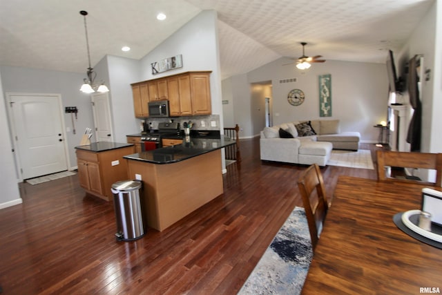 105 Cypress Pt, Washington, IL 61571 - photo 13