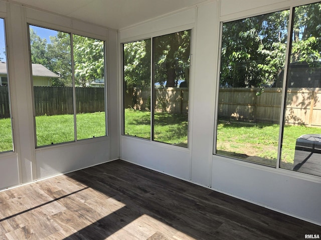102 Conch Dr, La Harpe, IL 61450 - view of unfurnished sunroom