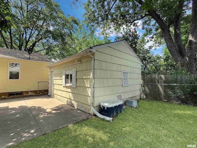1506 S Capitol St, Pekin, IL 61554 - view of outdoor structure