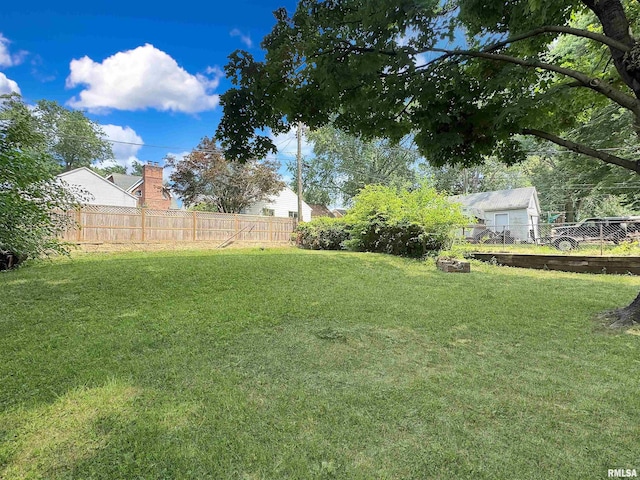 1506 S Capitol St, Pekin, IL 61554 - view of fenced backyard