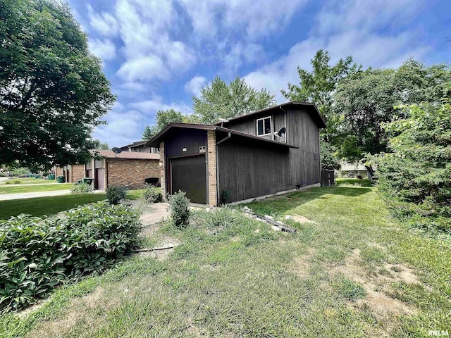 15 Cedar Dr, Macomb, IL 61455 - photo 2